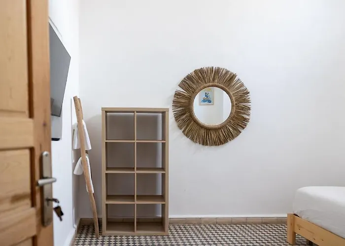 Hostel La Smala